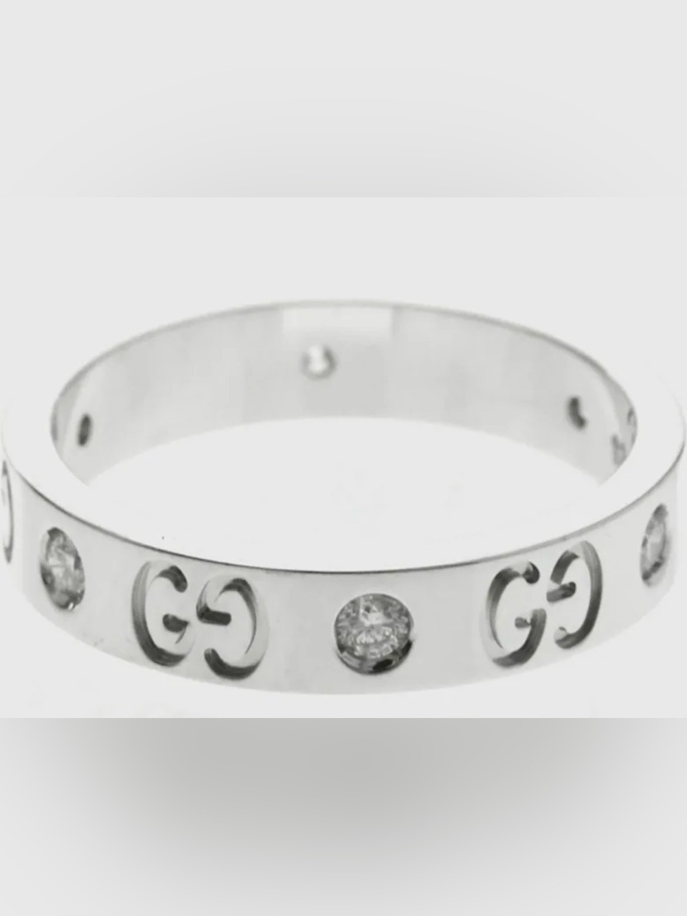 Gucci ICON  white gold ring with diamonds